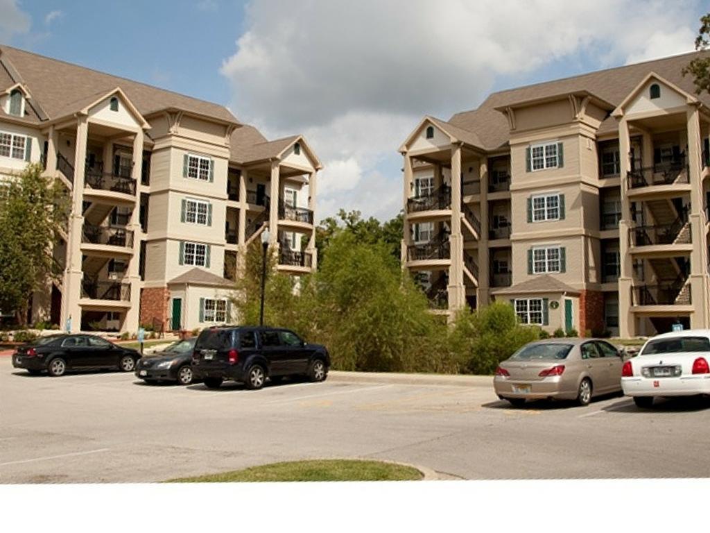 French Quarter Resort Брэнсон Экстерьер фото